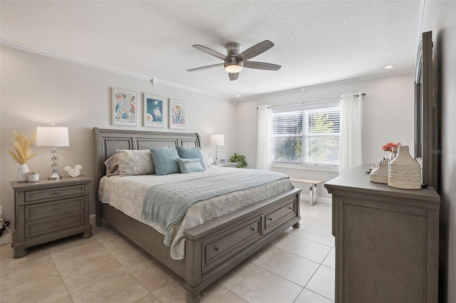 Image 14 of 35 For 16820 Rockwell Heights Lane