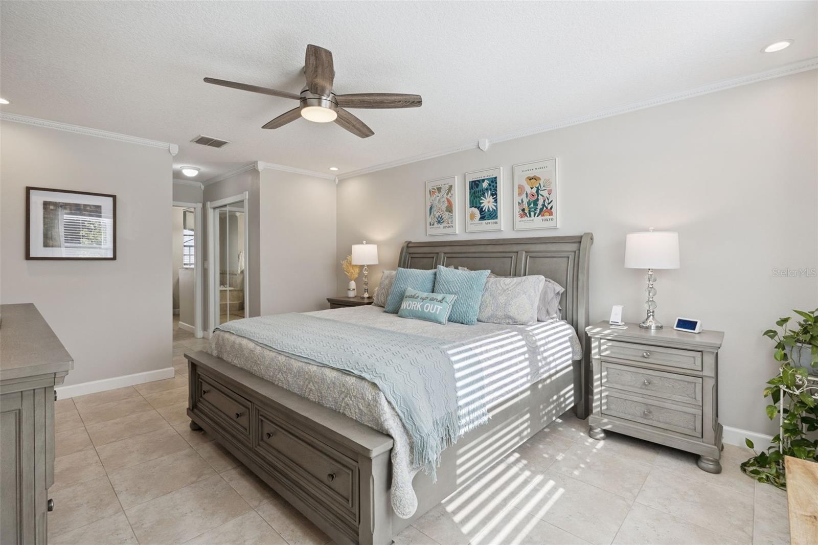 Image 15 of 35 For 16820 Rockwell Heights Lane