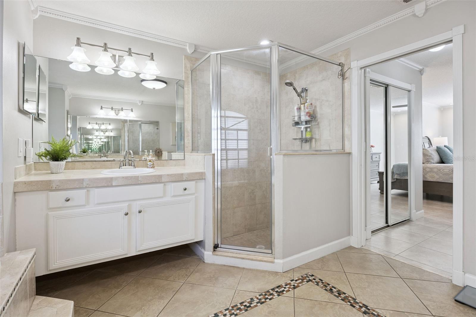 Image 17 of 35 For 16820 Rockwell Heights Lane