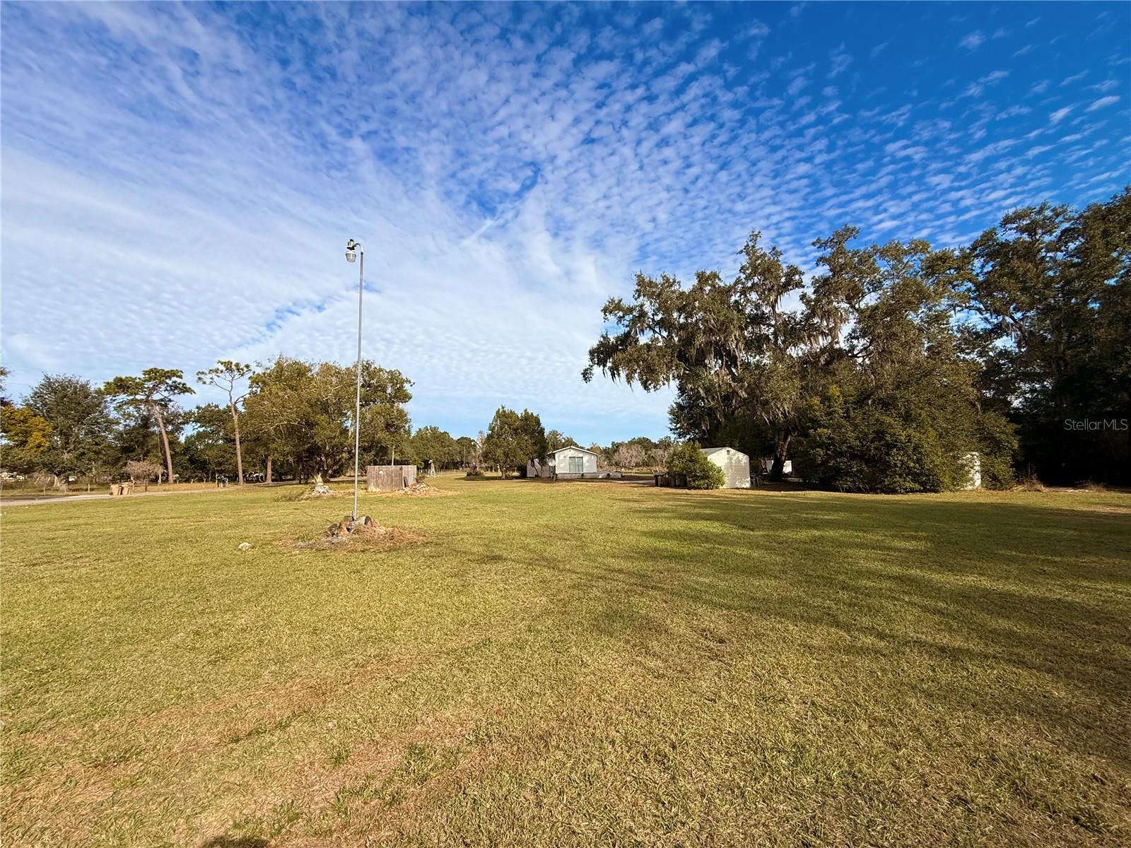 Image 13 of 24 For 13942 Mascotte Empire Road