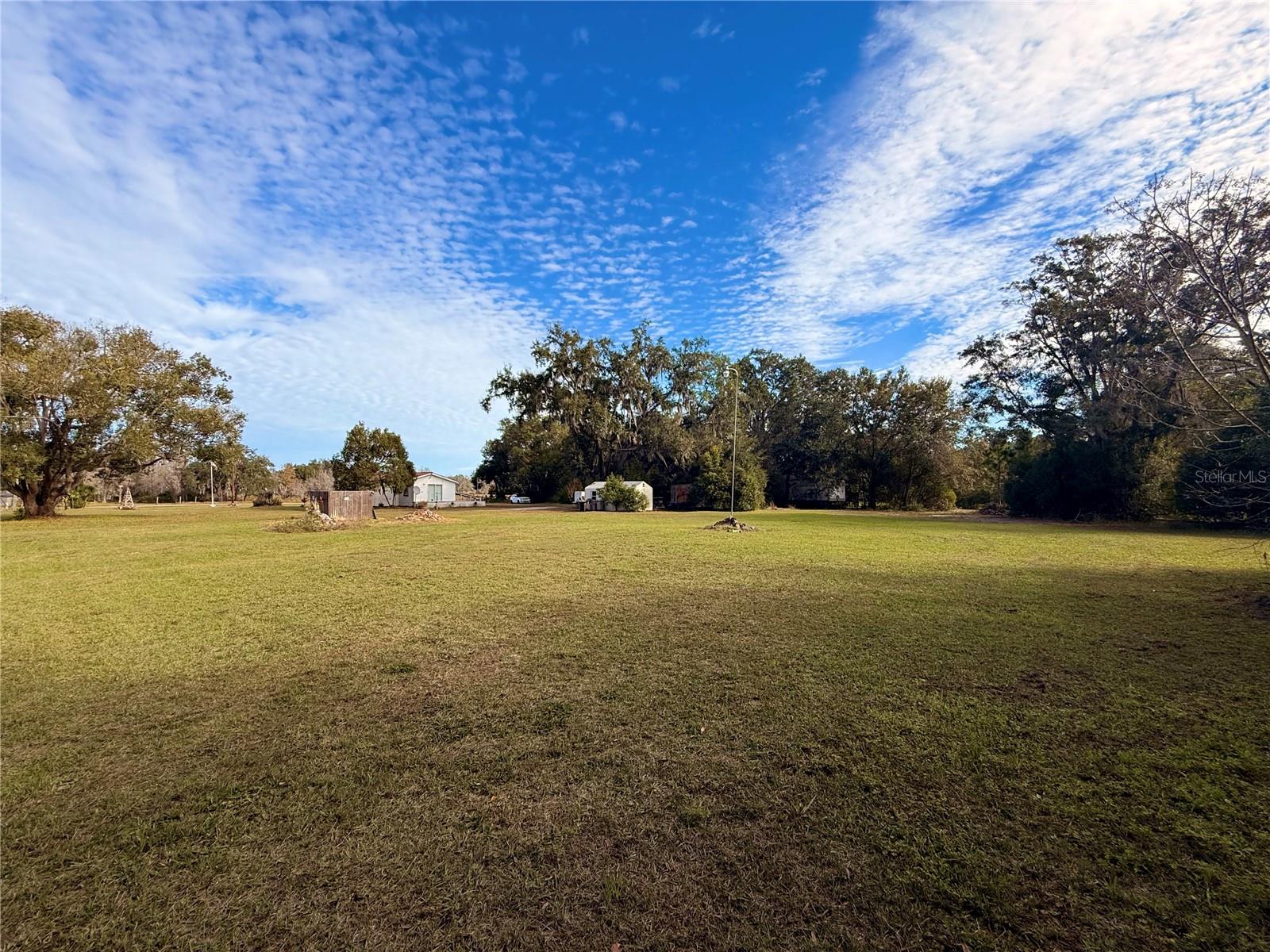 Image 14 of 24 For 13942 Mascotte Empire Road