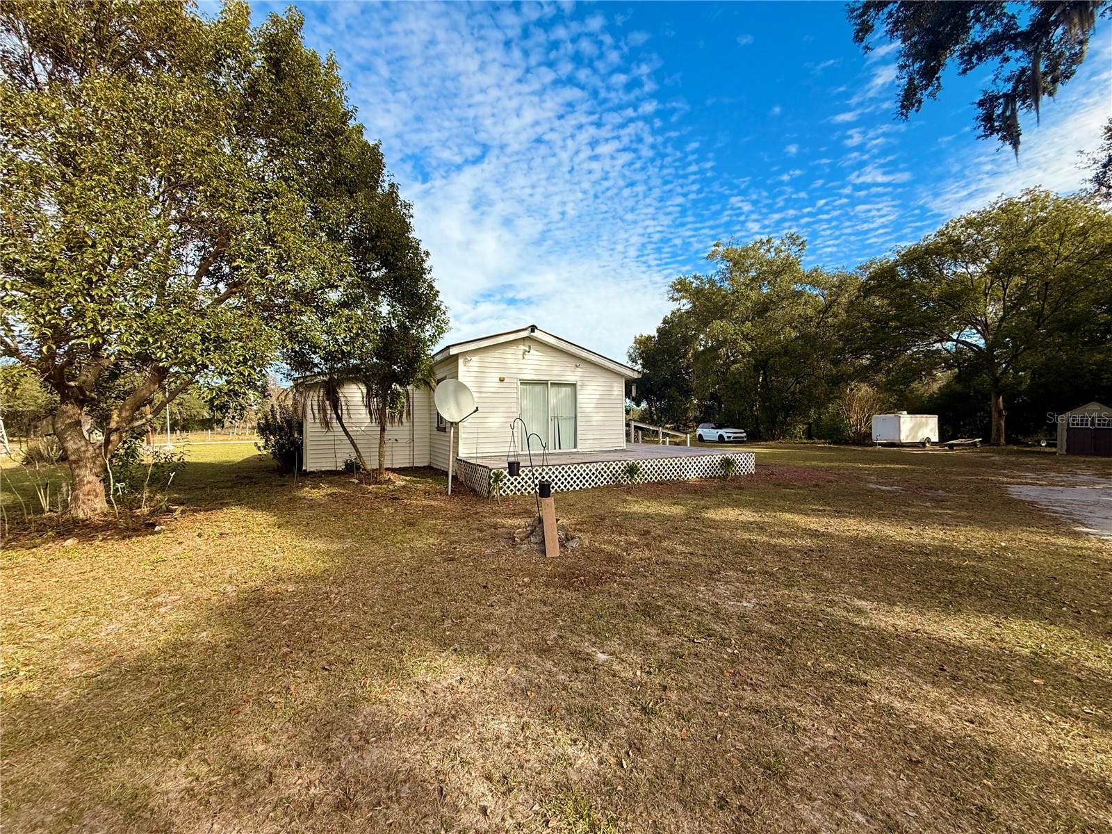 Image 2 of 24 For 13942 Mascotte Empire Road