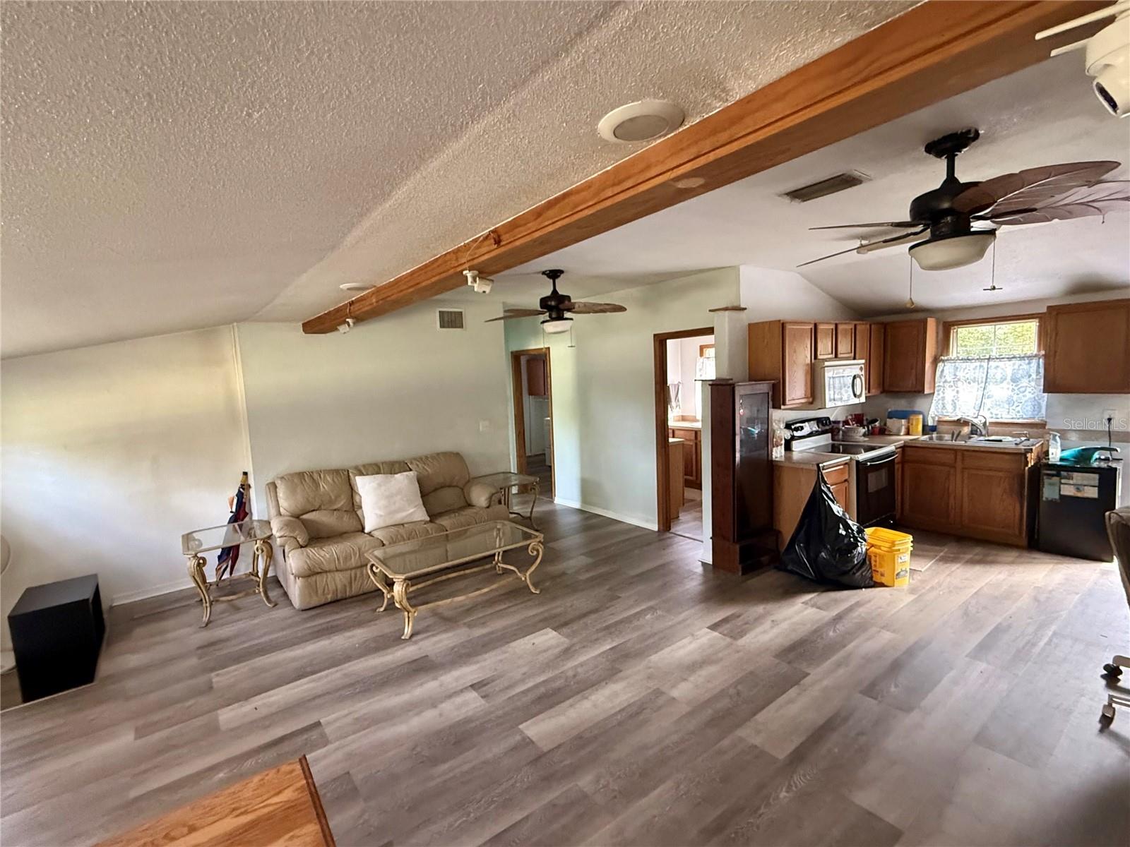 Image 20 of 24 For 13942 Mascotte Empire Road