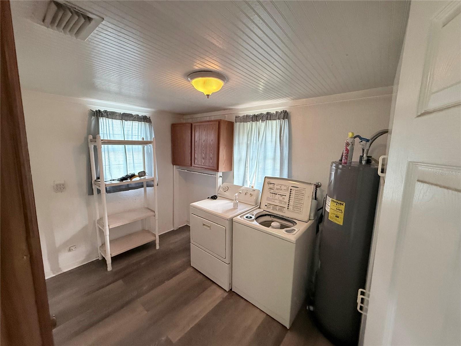 Image 24 of 24 For 13942 Mascotte Empire Road