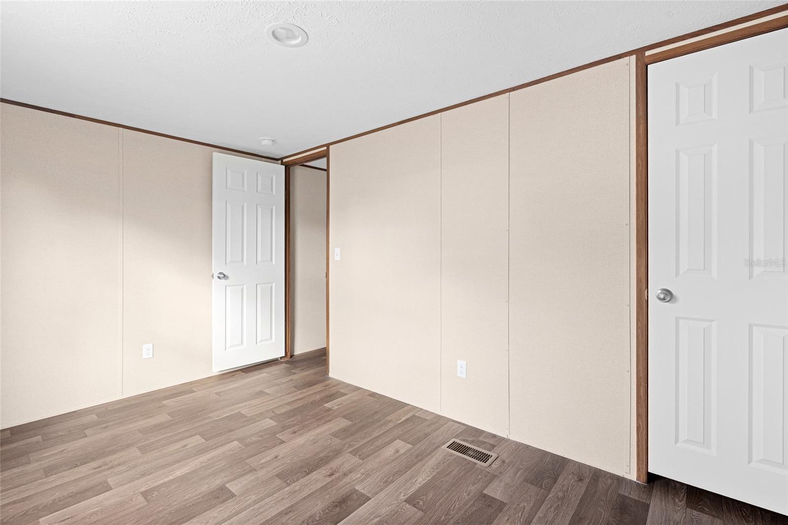 Image 19 of 26 For 4104 33rd Place