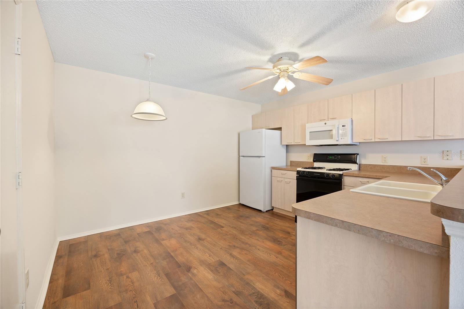 Image 8 of 35 For 17358 78th Harmony Circle