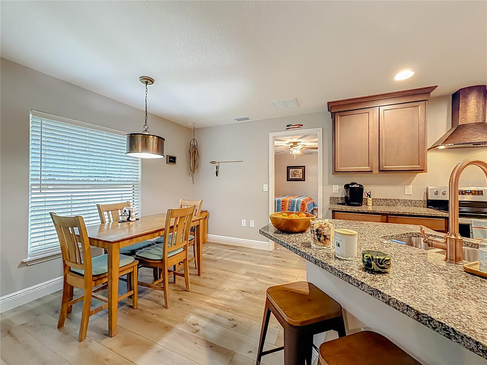 Image 16 of 47 For 27410 Velma Avenue