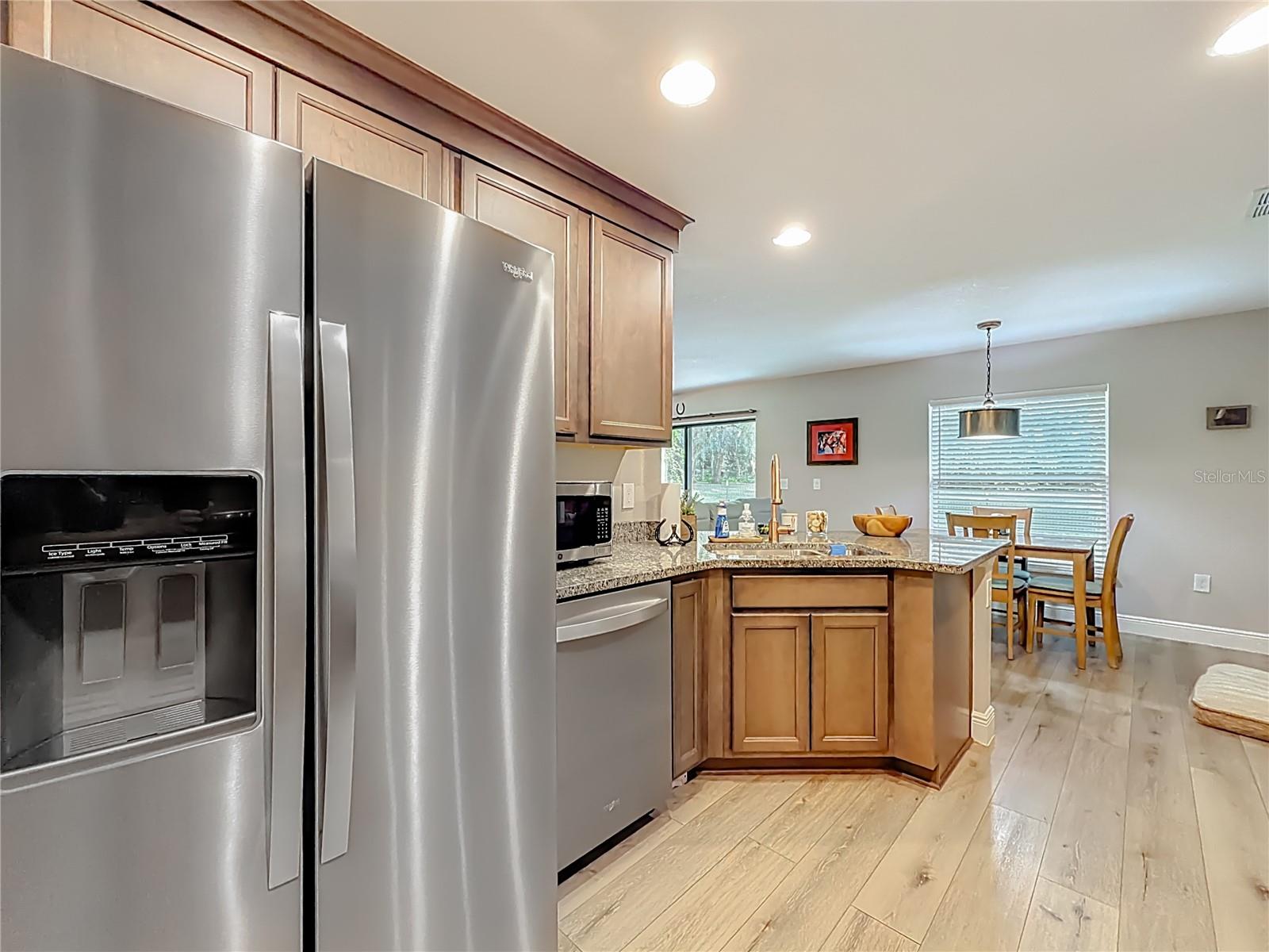 Image 22 of 47 For 27410 Velma Avenue