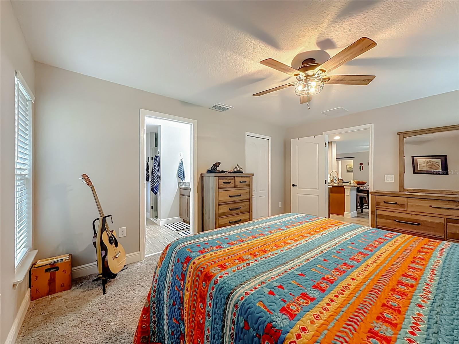 Image 30 of 47 For 27410 Velma Avenue