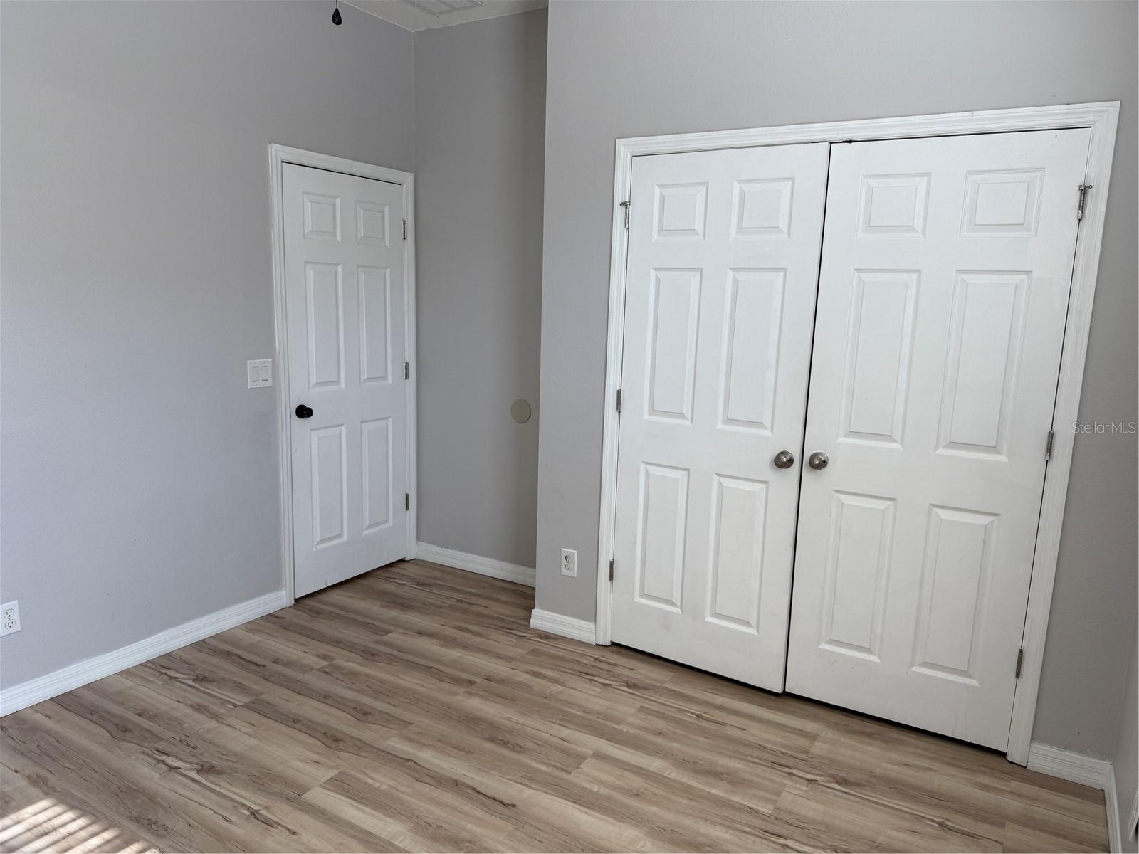 Image 21 of 39 For 10032 Lenox Street