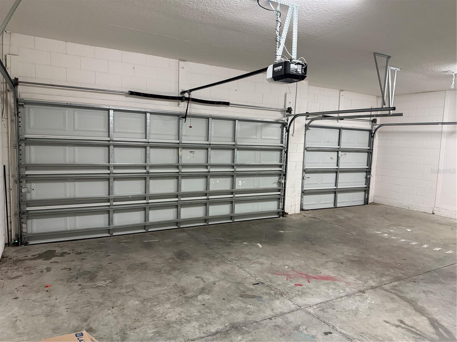 Image 31 of 39 For 10032 Lenox Street