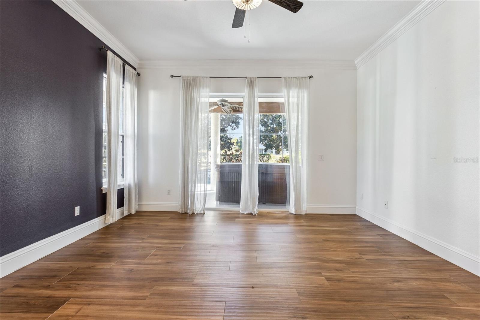 Image 13 of 80 For 12633 Crown Point Circle