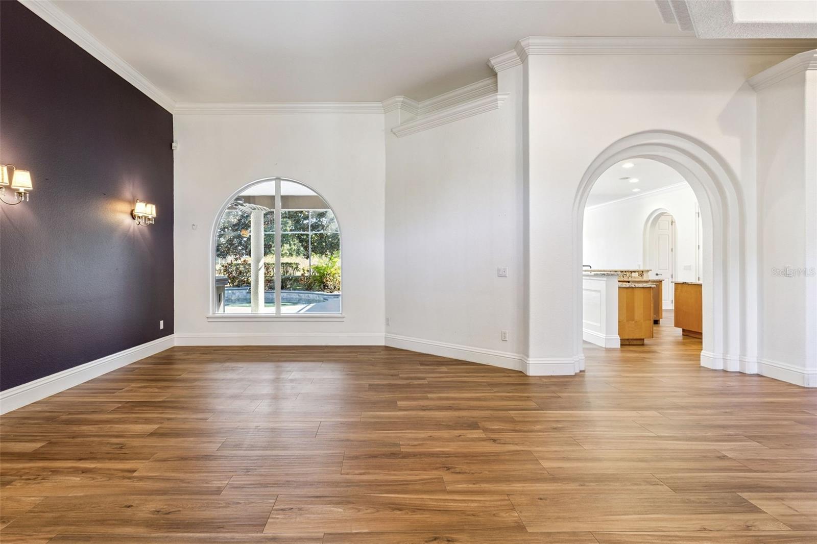 Image 15 of 80 For 12633 Crown Point Circle