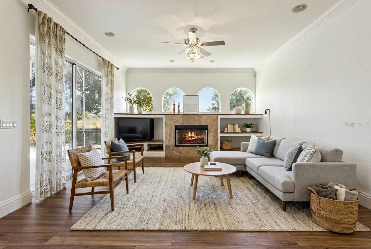 Image 25 of 80 For 12633 Crown Point Circle