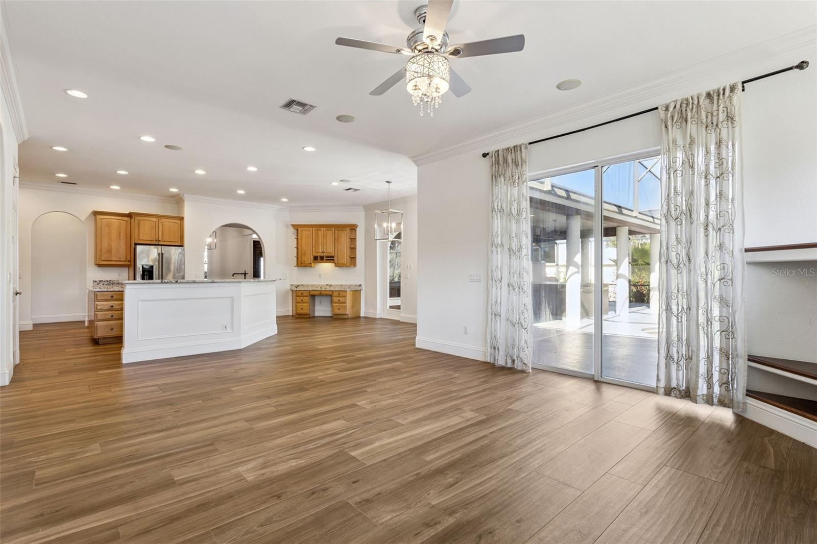 Image 30 of 80 For 12633 Crown Point Circle