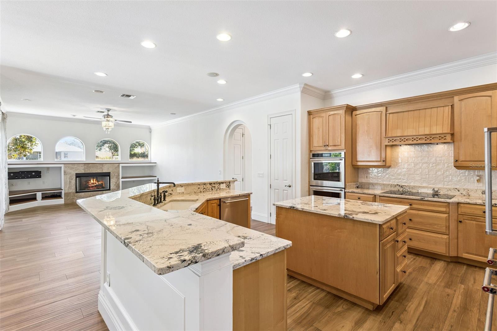 Image 35 of 80 For 12633 Crown Point Circle