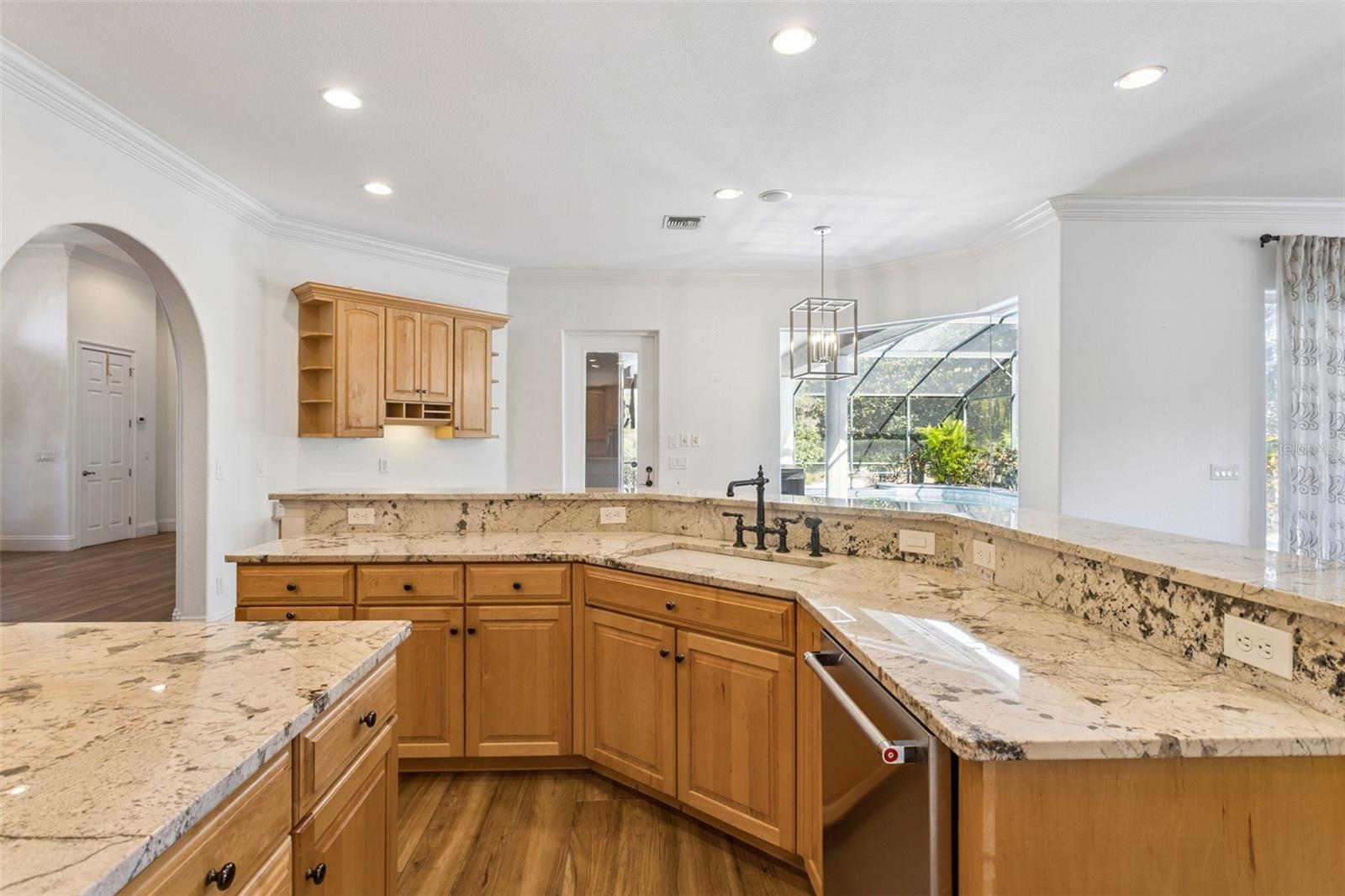 Image 37 of 80 For 12633 Crown Point Circle