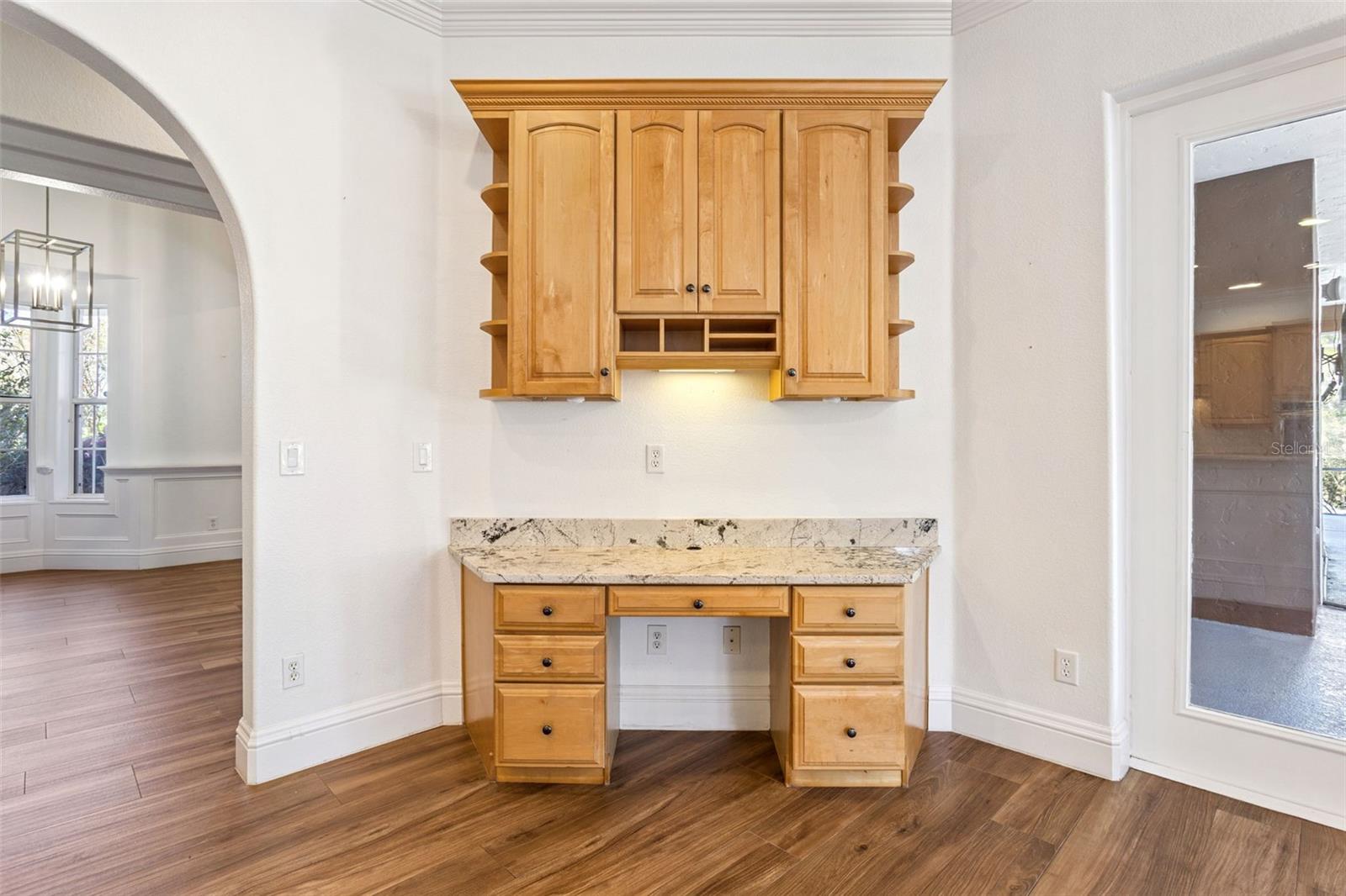 Image 40 of 80 For 12633 Crown Point Circle