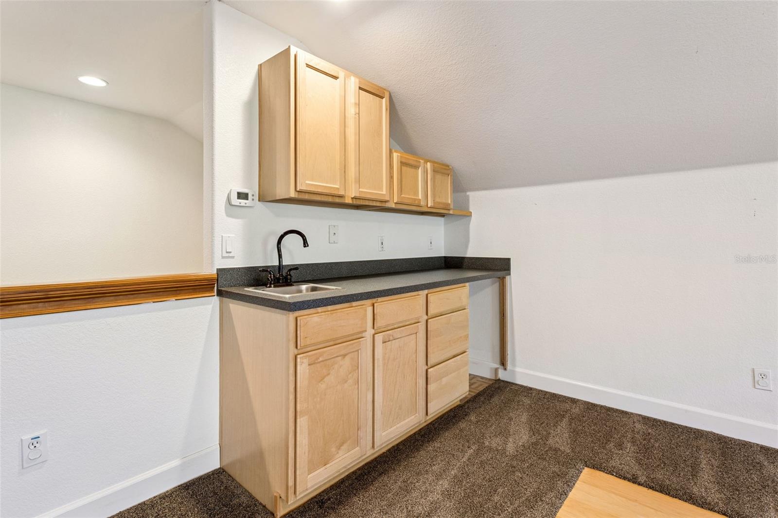 Image 44 of 80 For 12633 Crown Point Circle