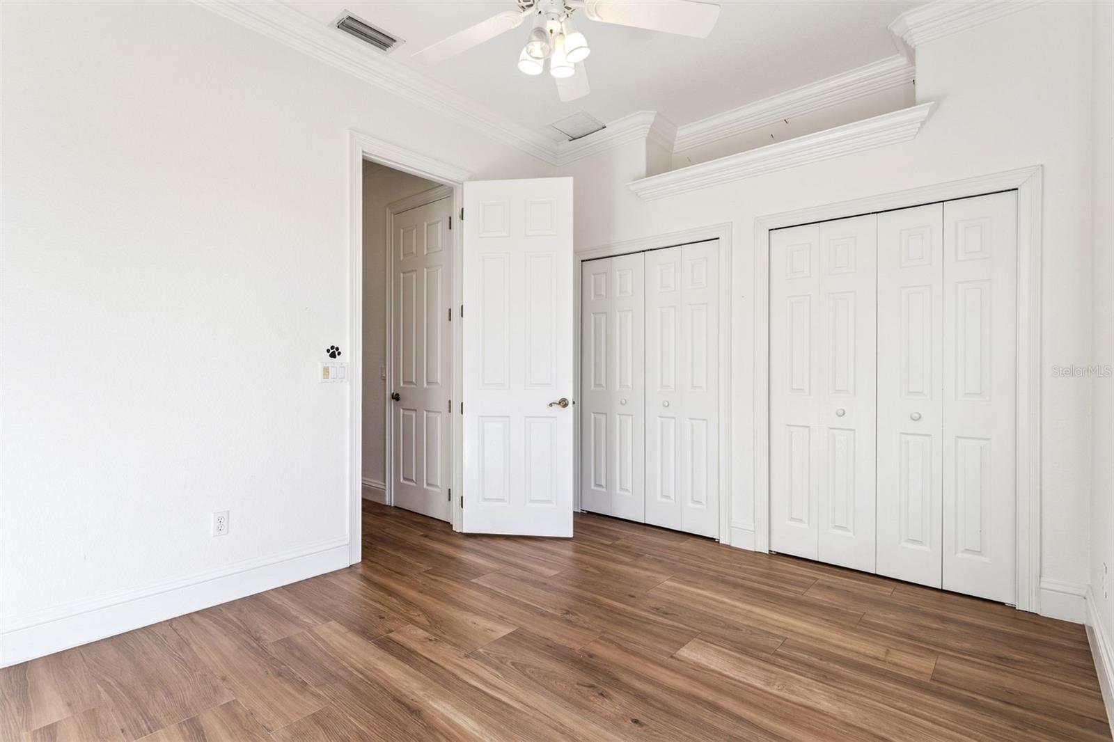 Image 54 of 80 For 12633 Crown Point Circle