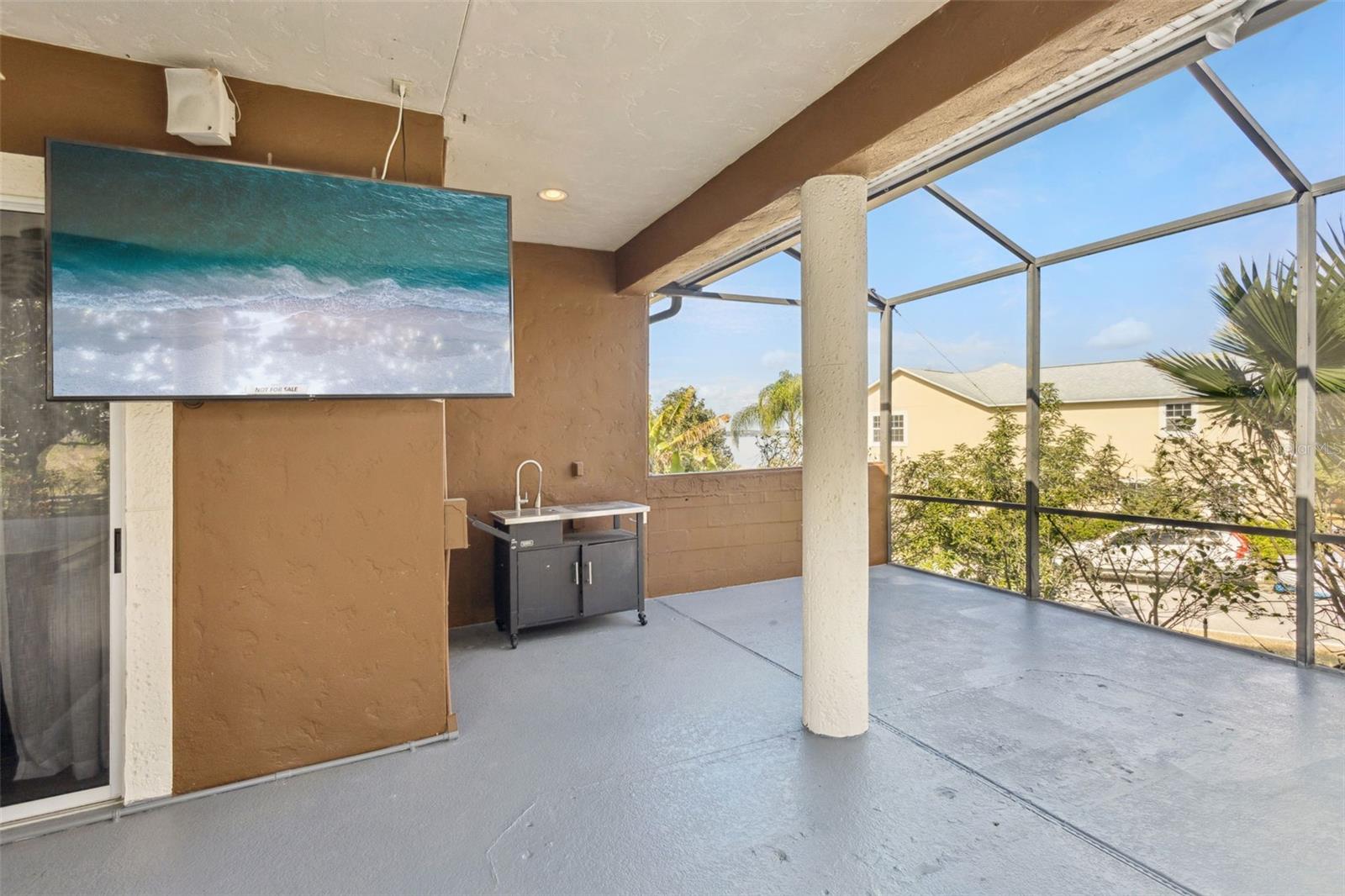 Image 63 of 80 For 12633 Crown Point Circle