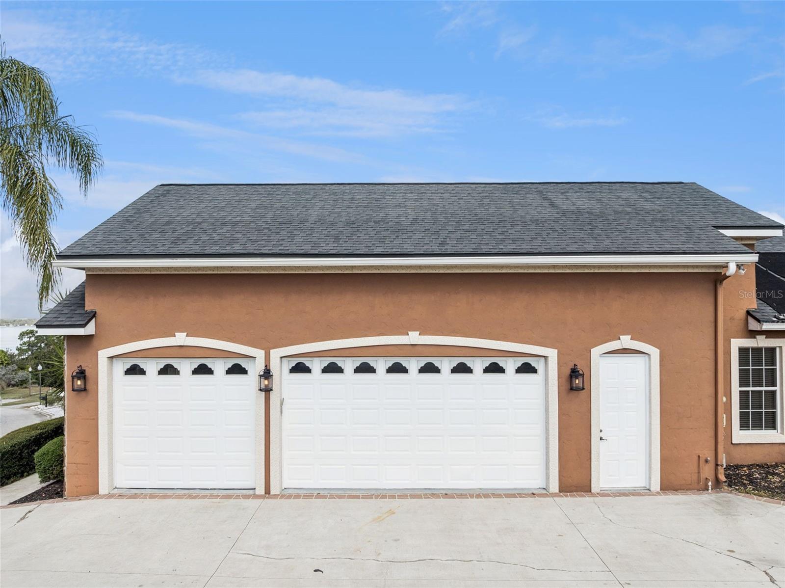 Image 69 of 80 For 12633 Crown Point Circle