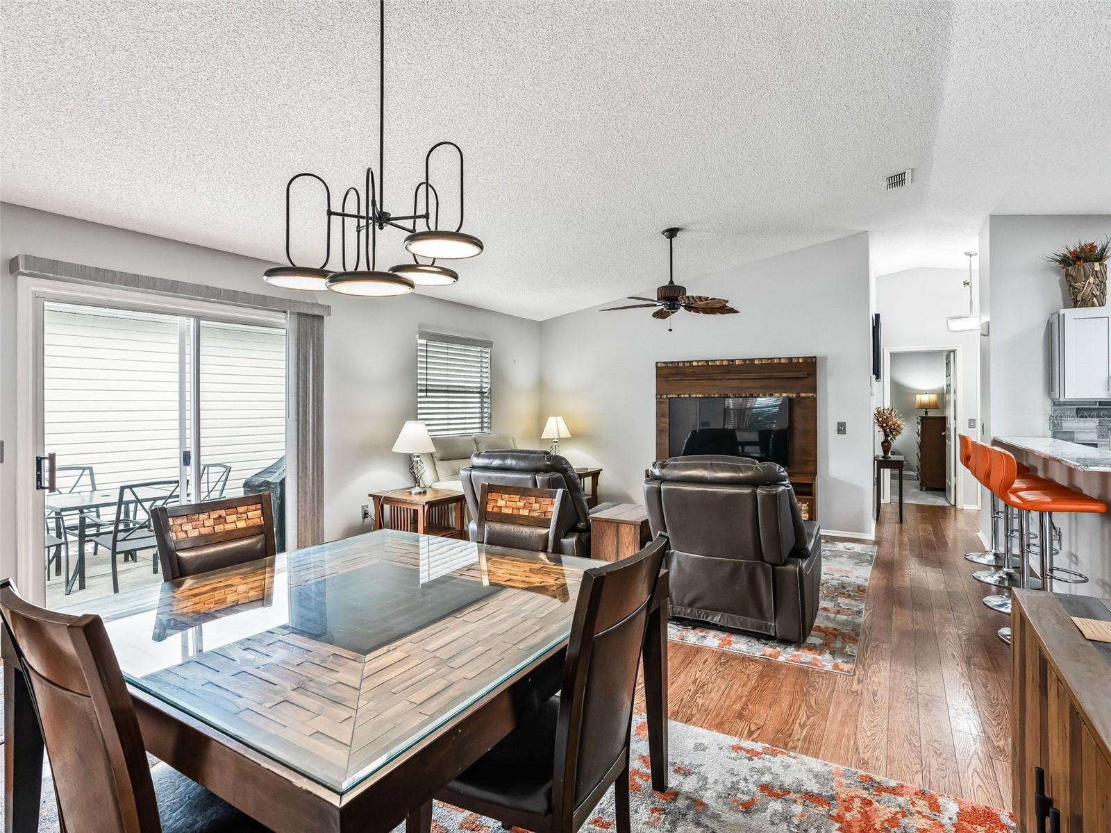 Image 13 of 44 For 444 Hildalgo Drive