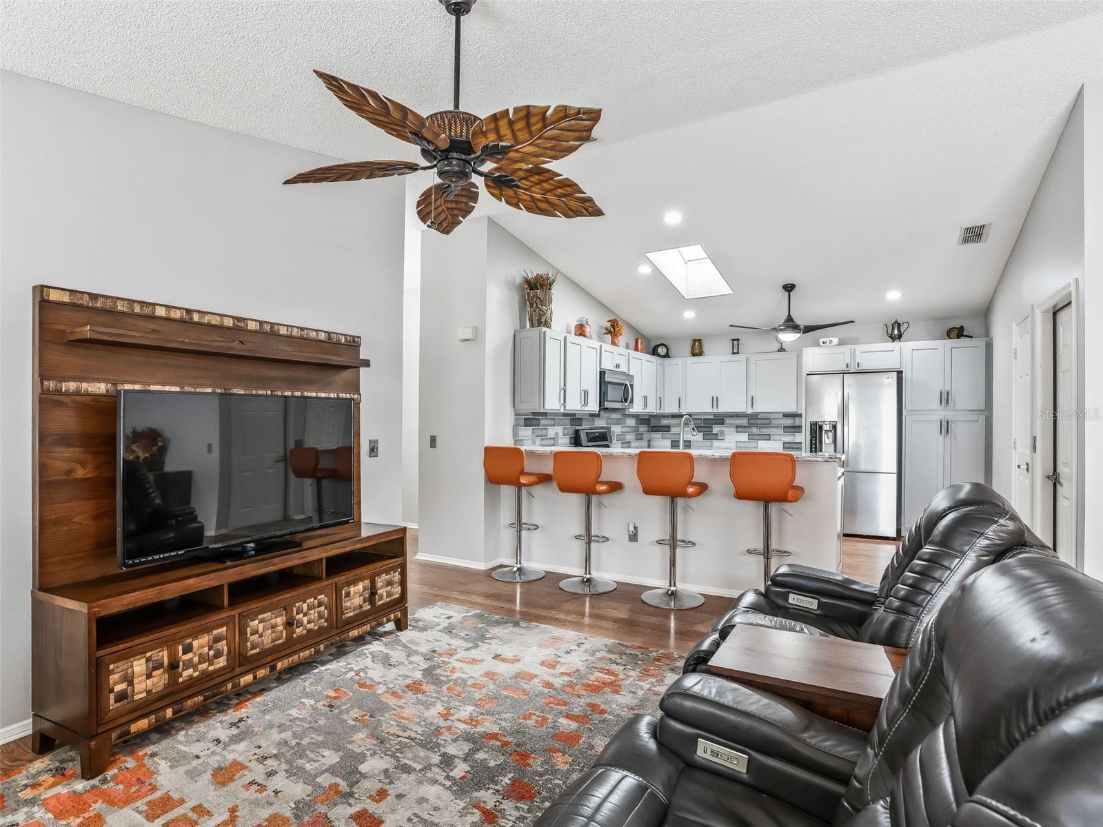 Image 17 of 44 For 444 Hildalgo Drive