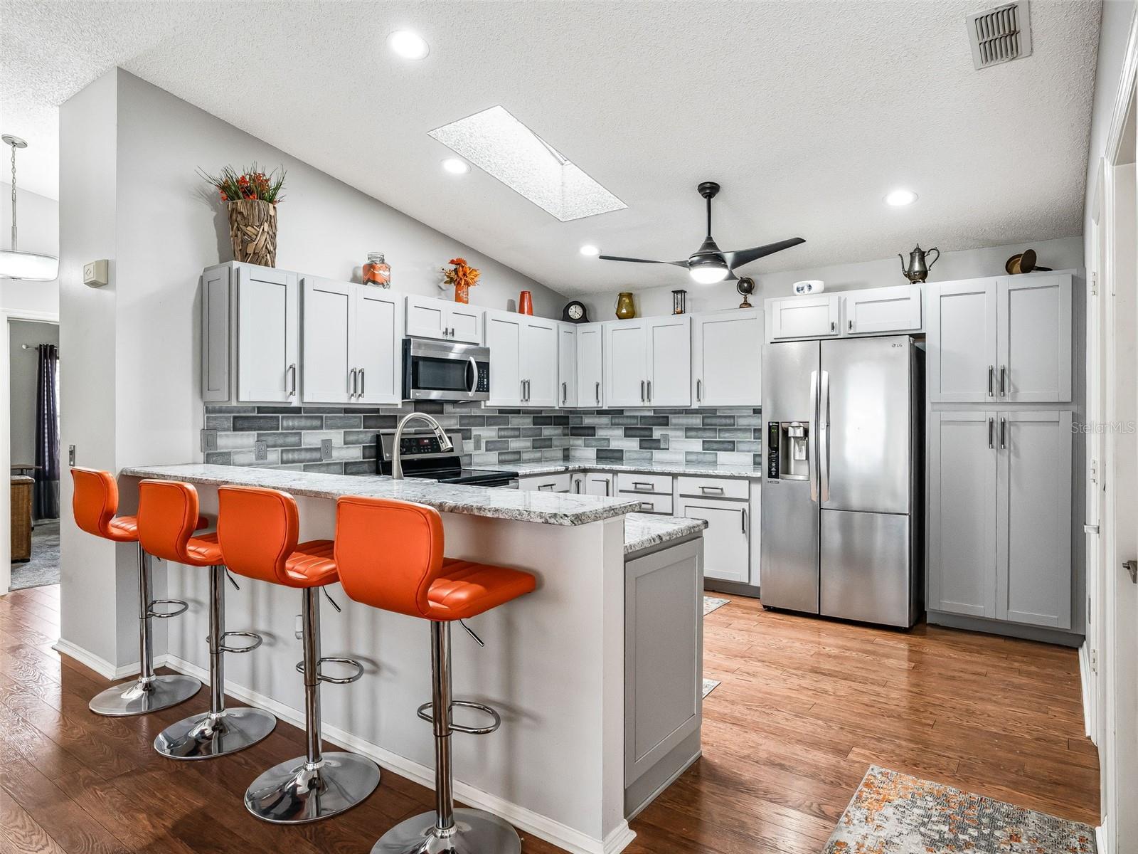 Image 18 of 44 For 444 Hildalgo Drive