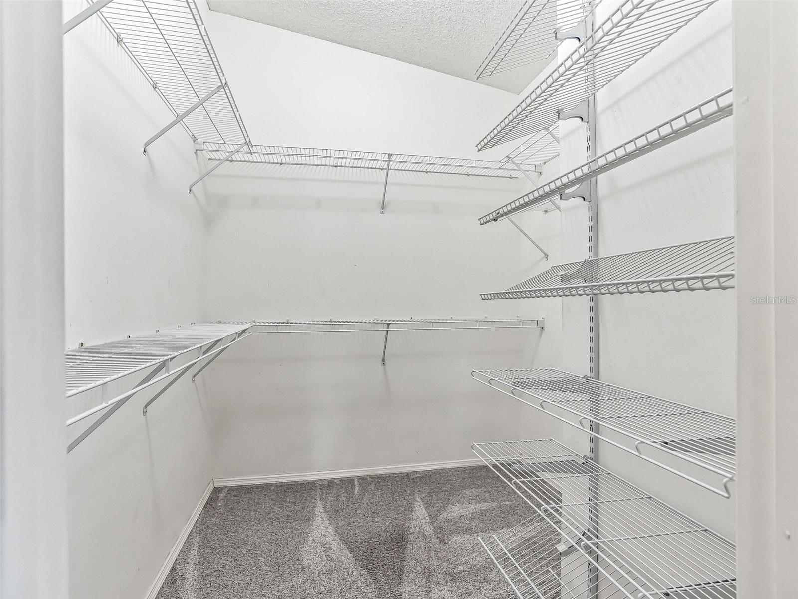 Image 27 of 44 For 444 Hildalgo Drive