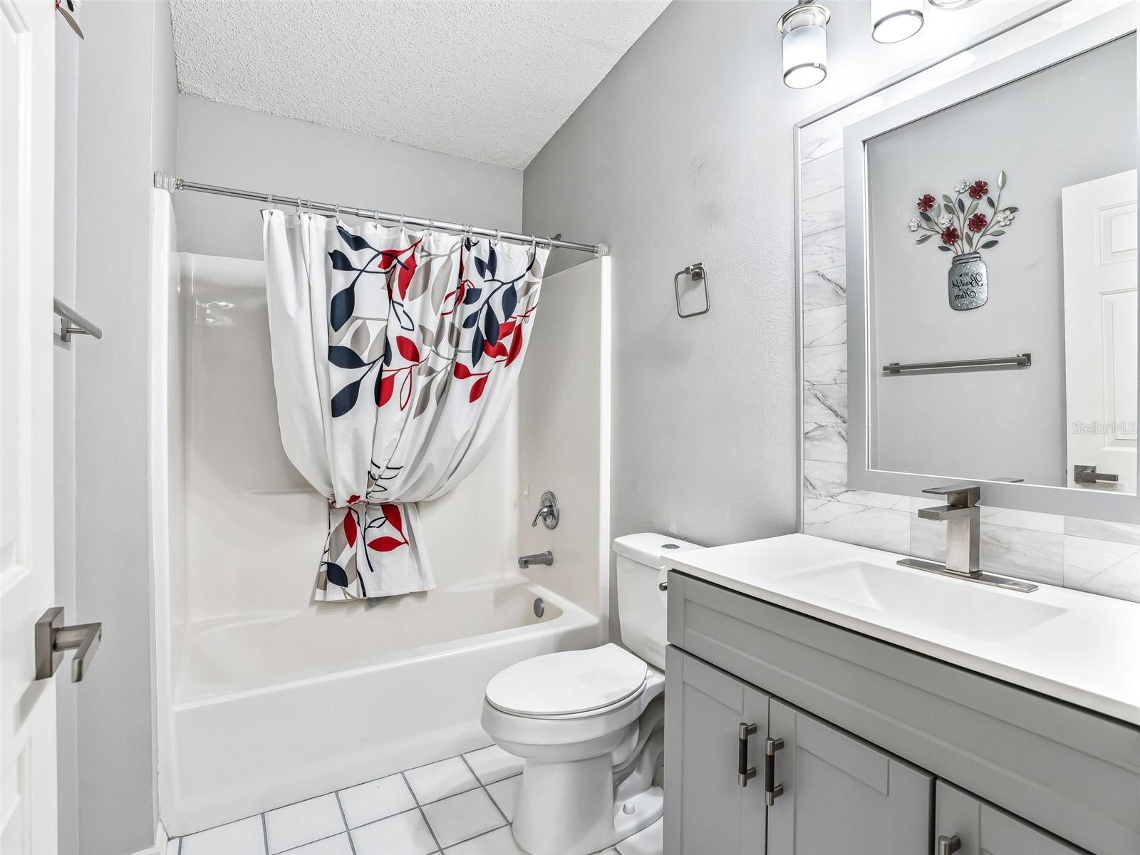 Image 32 of 44 For 444 Hildalgo Drive