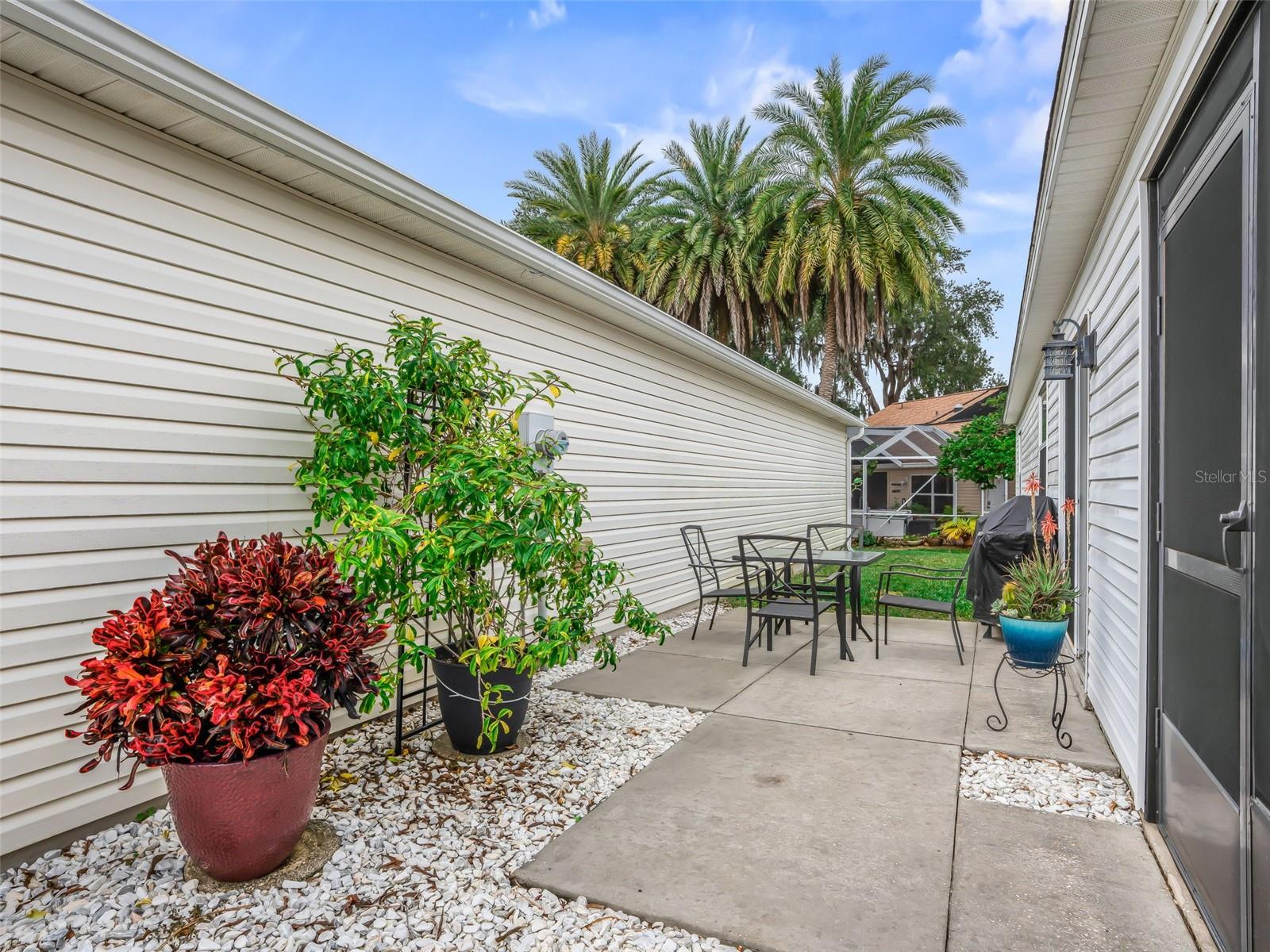 Image 36 of 44 For 444 Hildalgo Drive