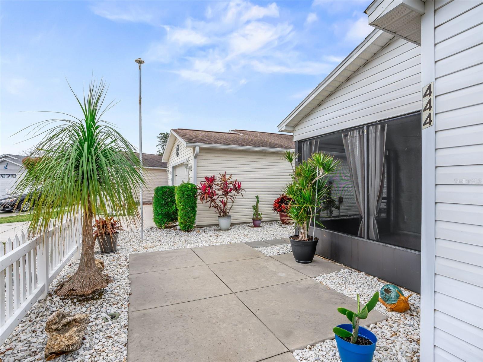 Image 5 of 44 For 444 Hildalgo Drive