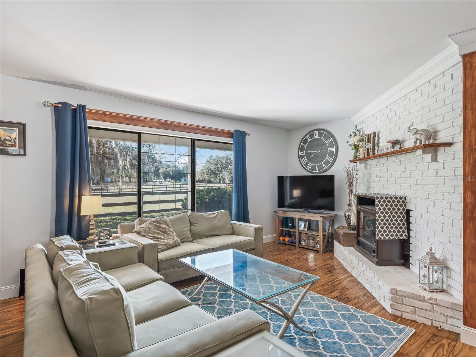 Image 12 of 62 For 16 Meadow Wood Drive