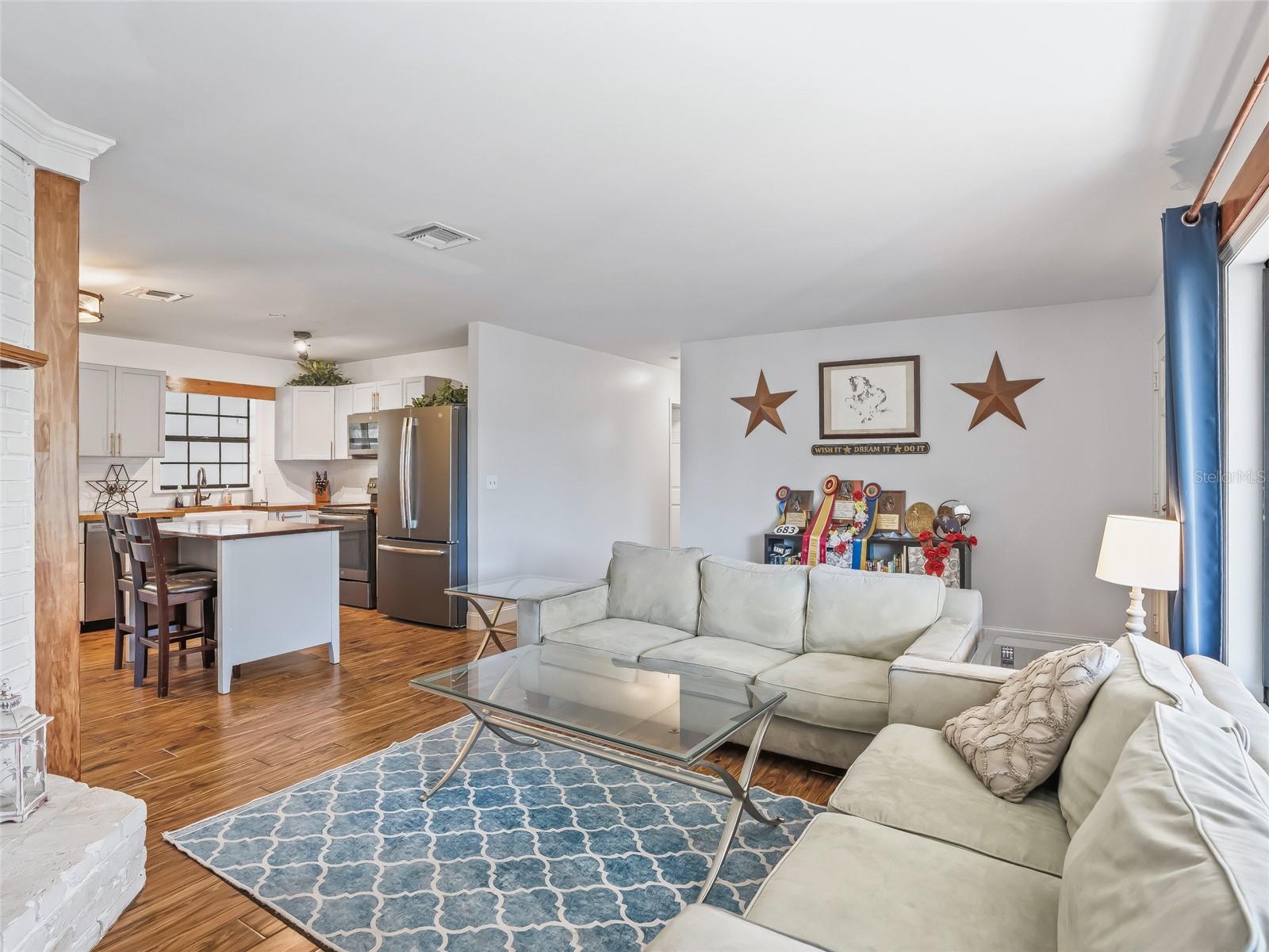 Image 13 of 62 For 16 Meadow Wood Drive