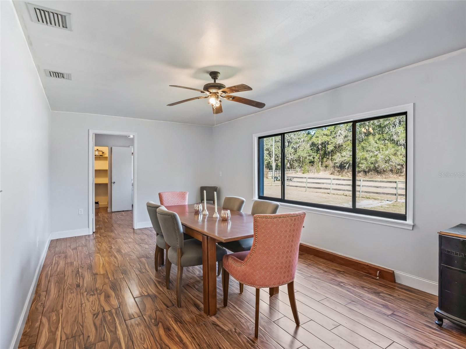 Image 22 of 62 For 16 Meadow Wood Drive