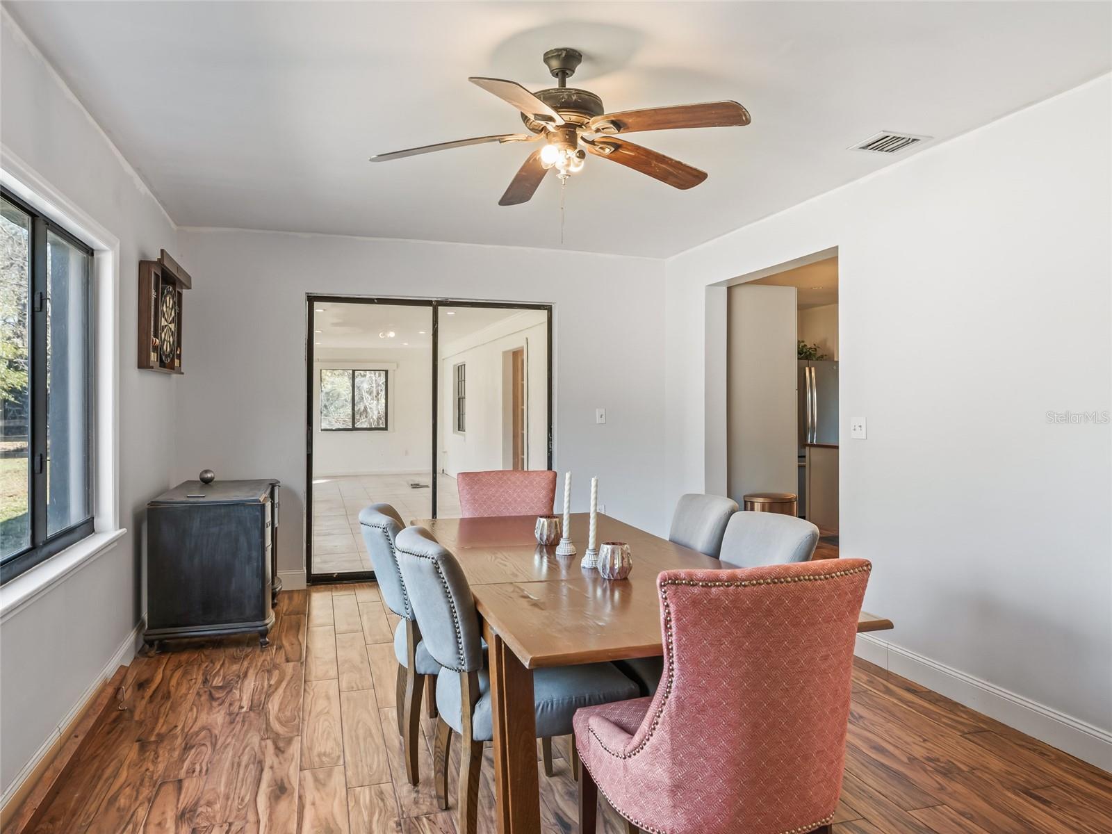 Image 24 of 62 For 16 Meadow Wood Drive