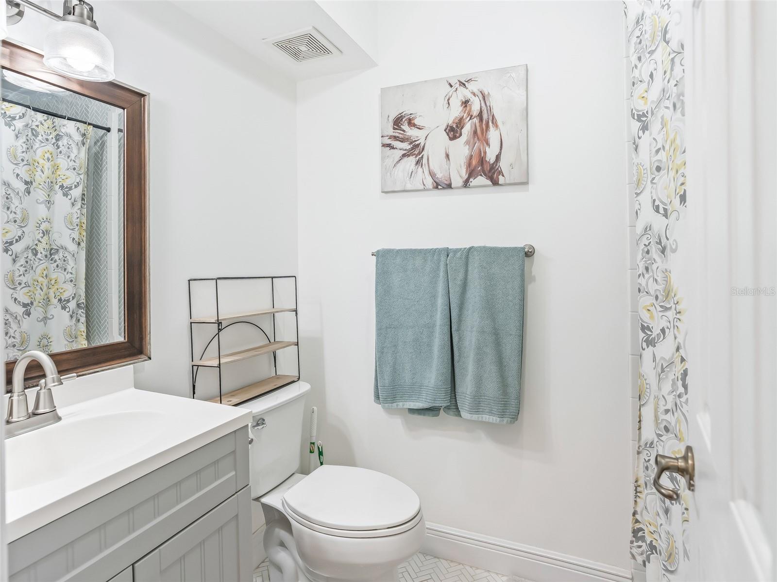 Image 31 of 62 For 16 Meadow Wood Drive