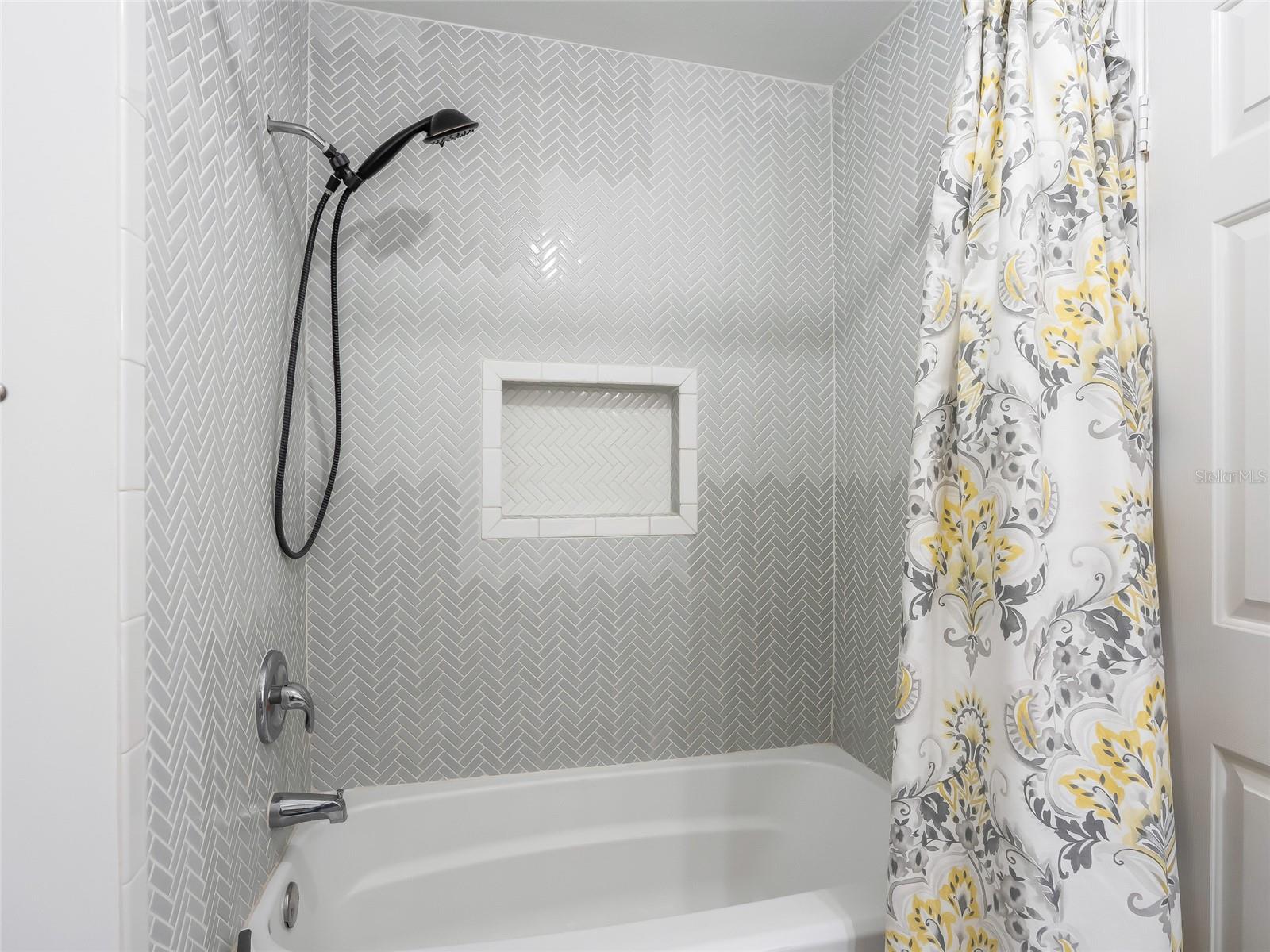 Image 33 of 62 For 16 Meadow Wood Drive