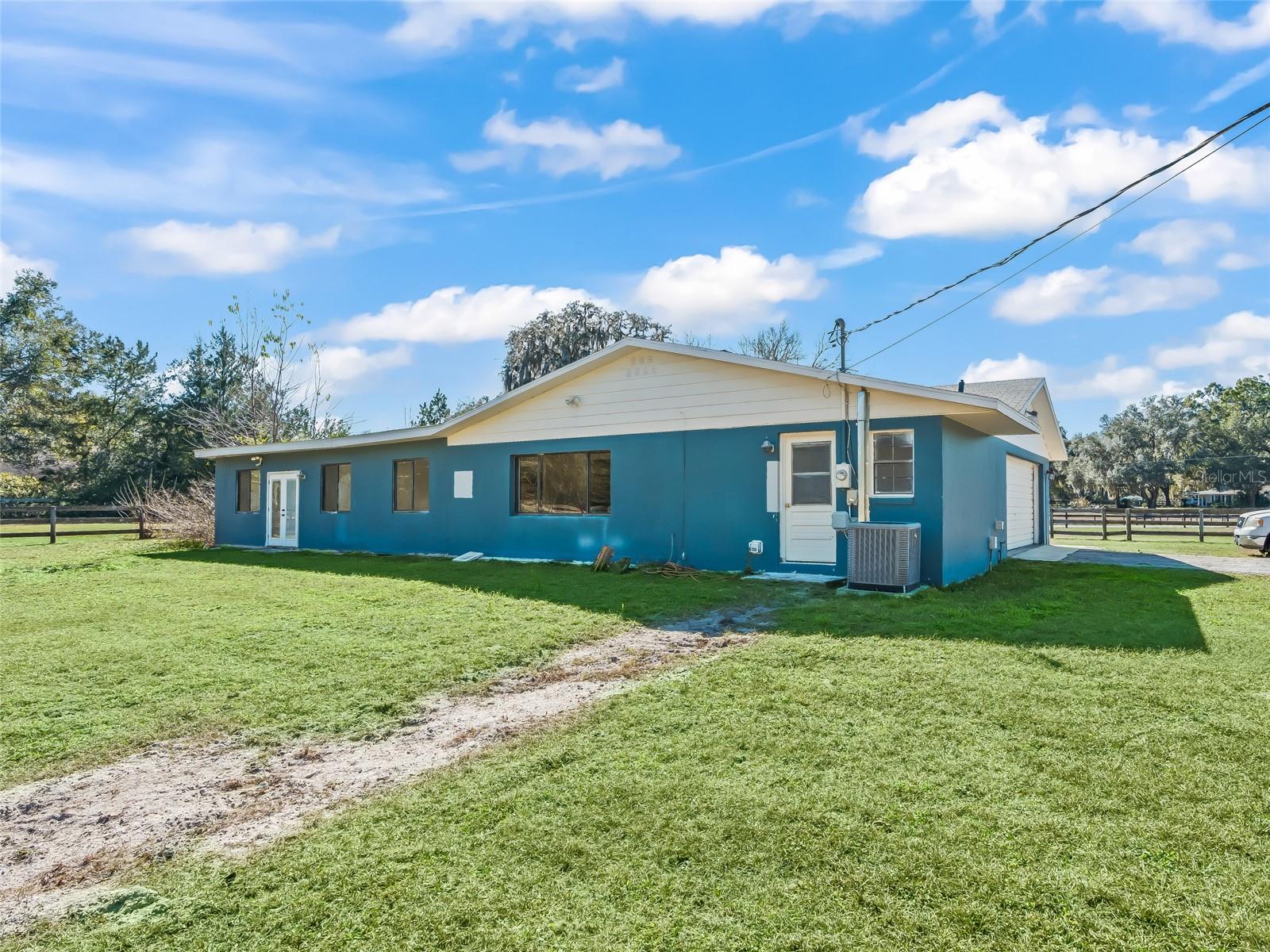 Image 44 of 62 For 16 Meadow Wood Drive