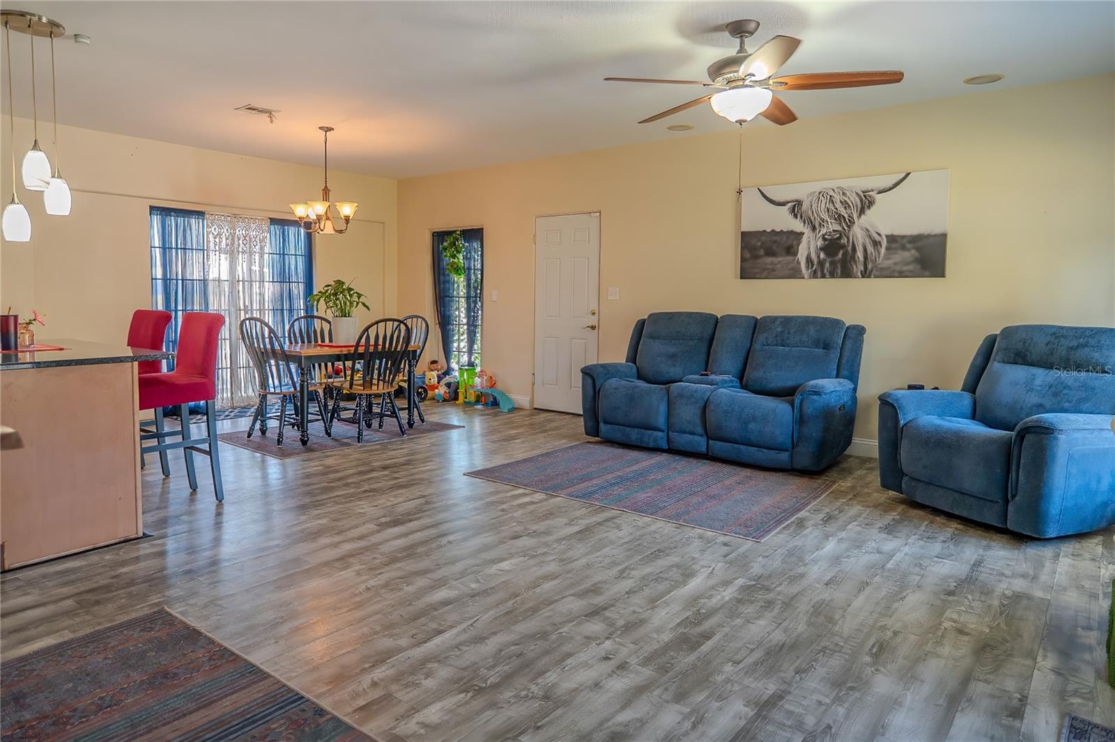 Image 13 of 90 For 660 Shady Nook Drive