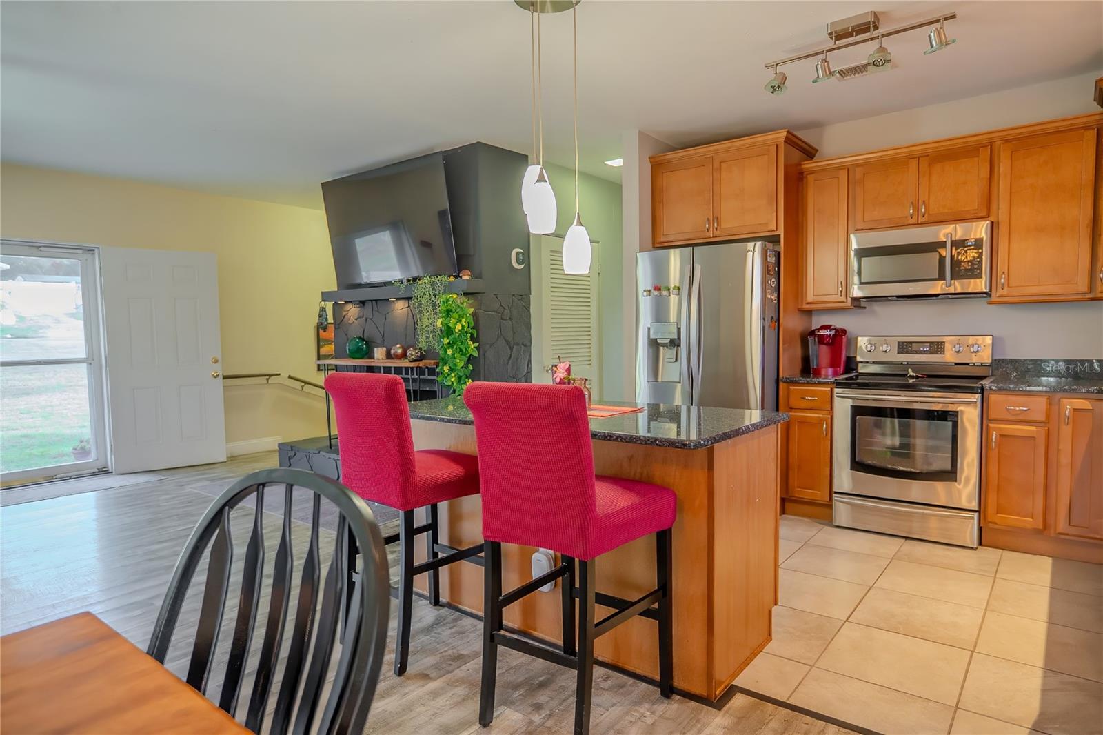 Image 21 of 90 For 660 Shady Nook Drive