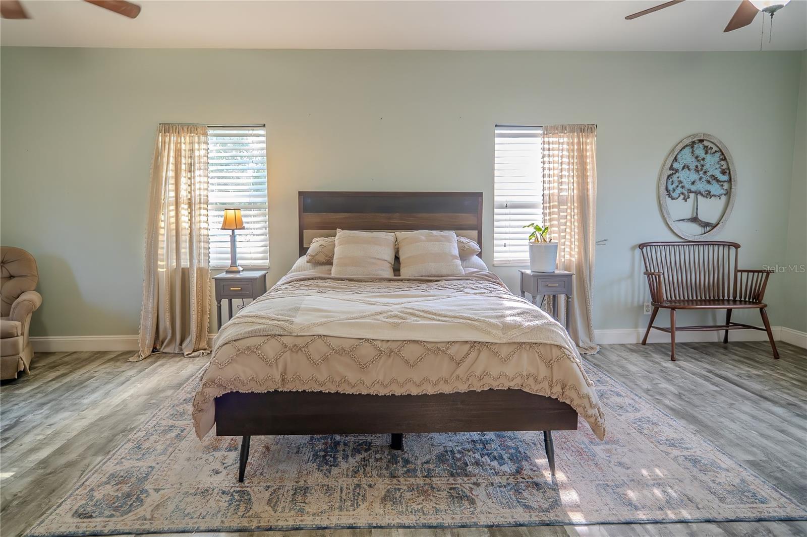 Image 26 of 90 For 660 Shady Nook Drive