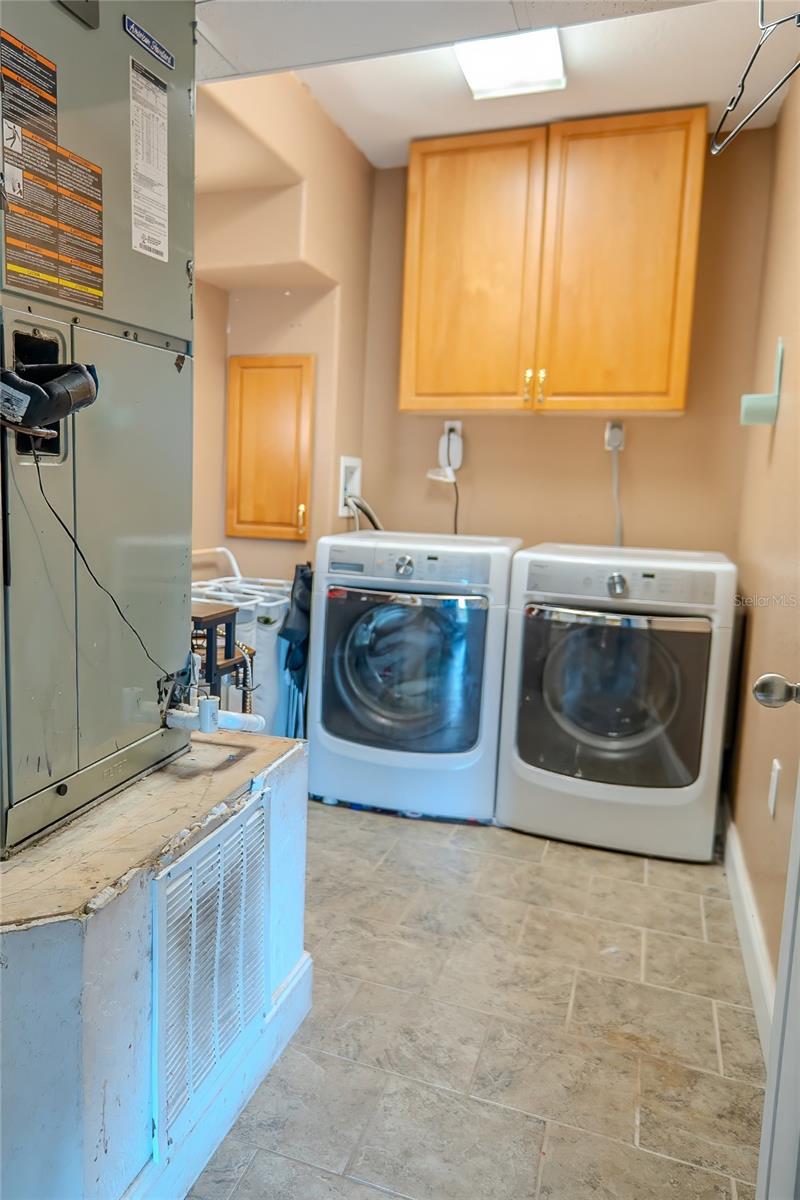 Image 57 of 90 For 660 Shady Nook Drive