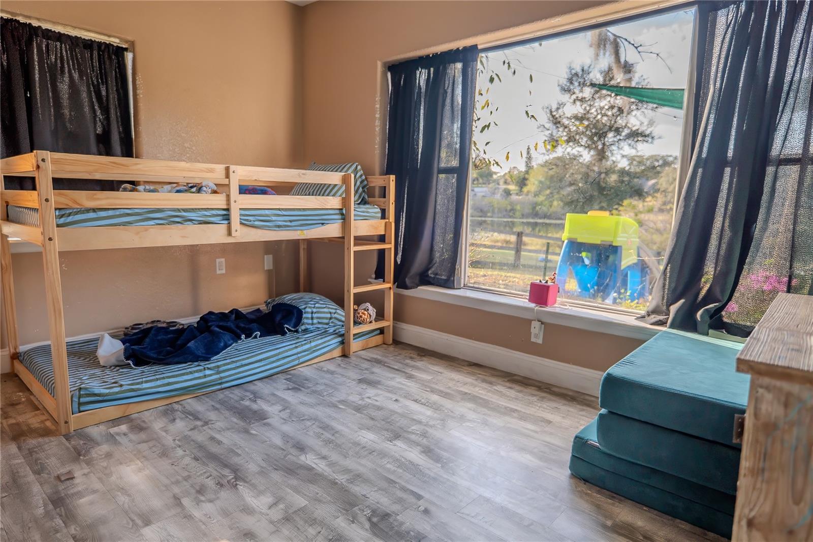 Image 59 of 90 For 660 Shady Nook Drive