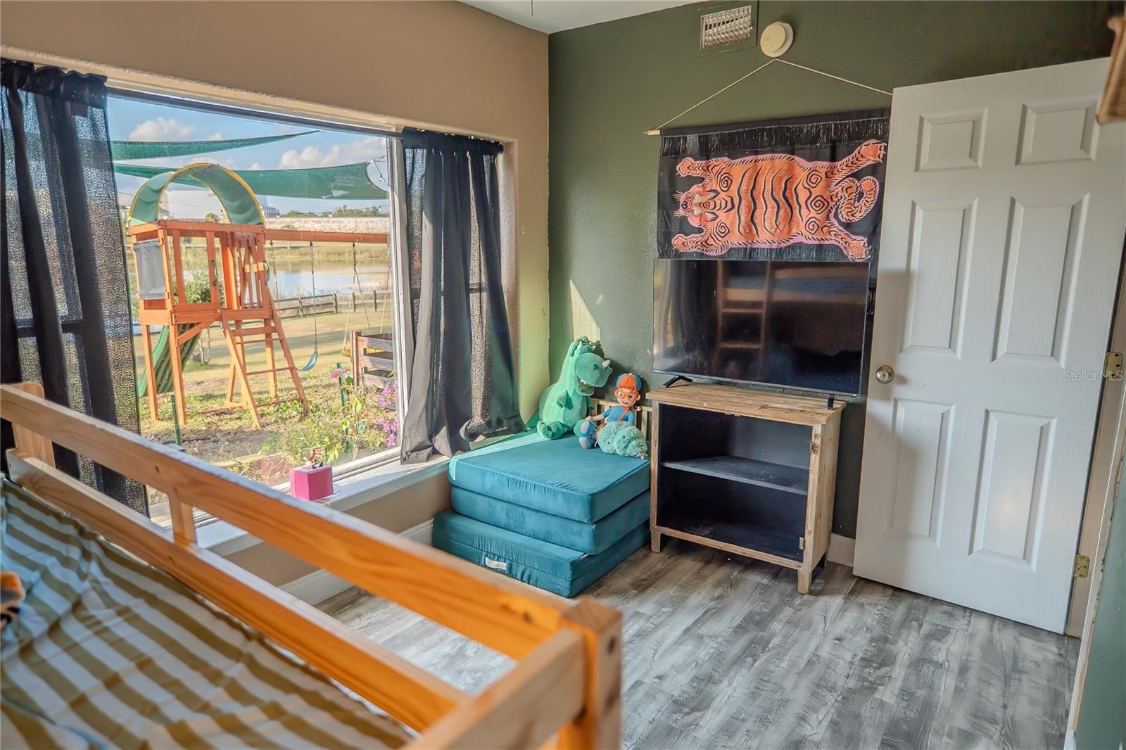 Image 60 of 90 For 660 Shady Nook Drive