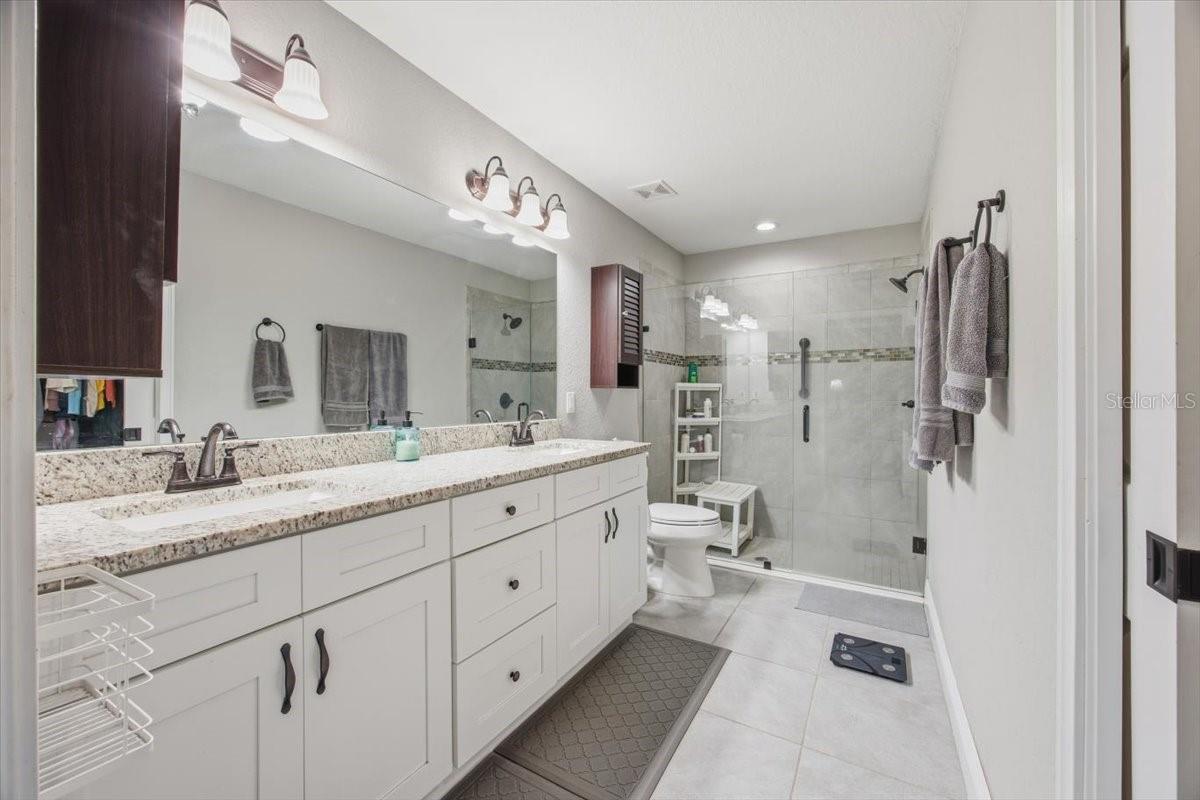 Image 11 of 25 For 9347 152nd Lane