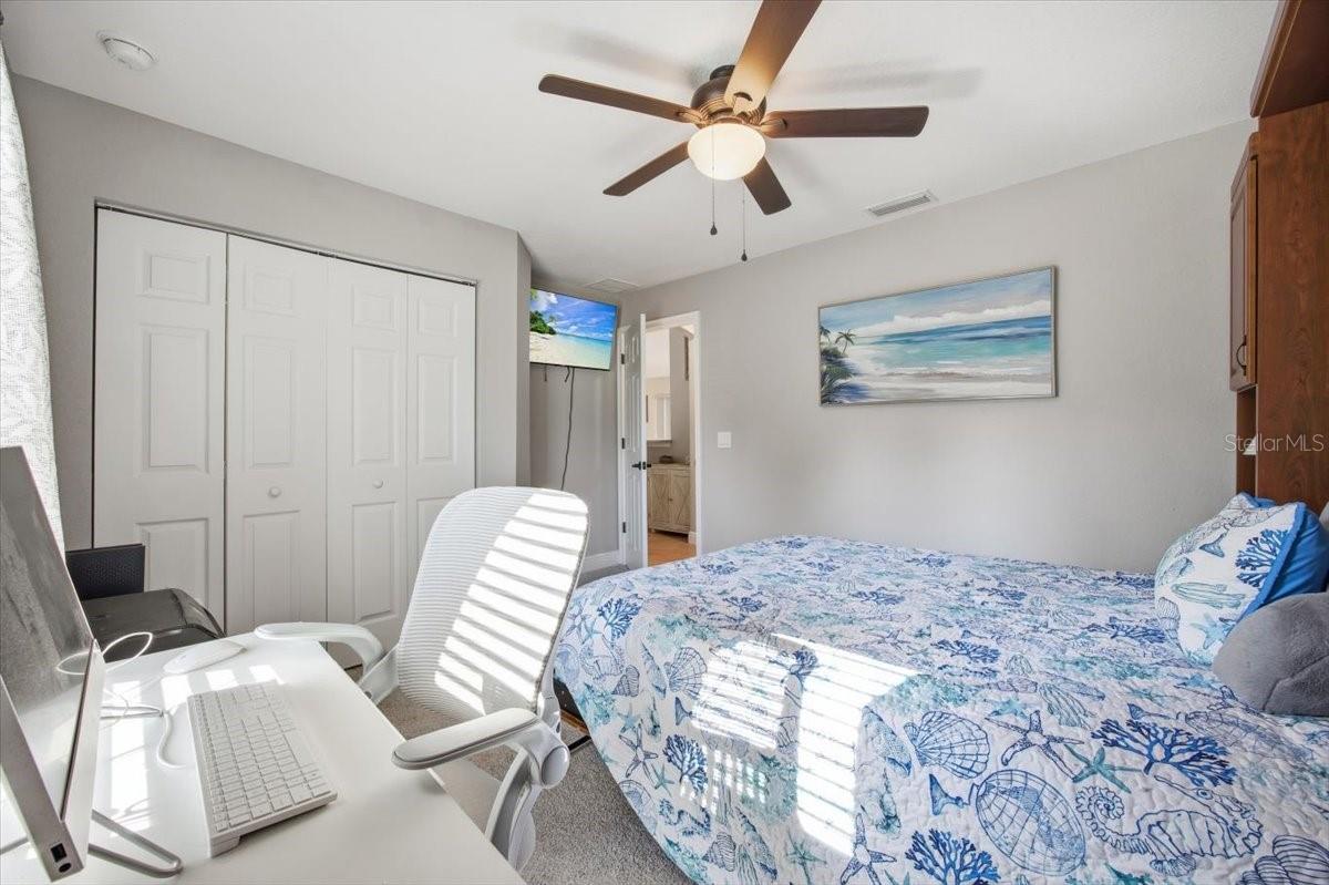 Image 13 of 25 For 9347 152nd Lane