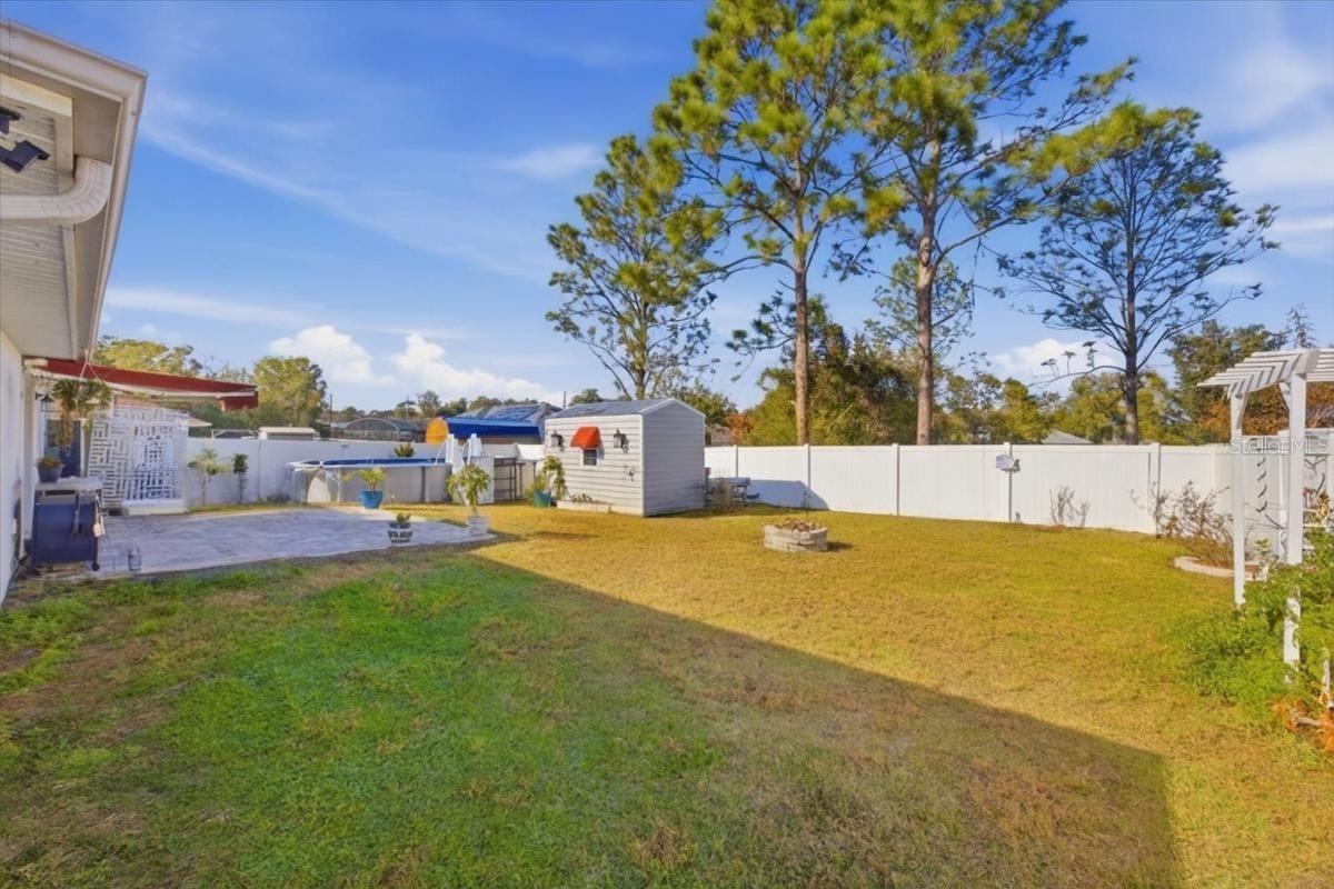 Image 19 of 25 For 9347 152nd Lane