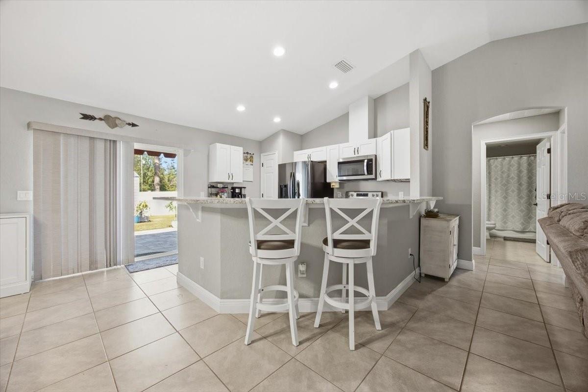 Image 5 of 25 For 9347 152nd Lane